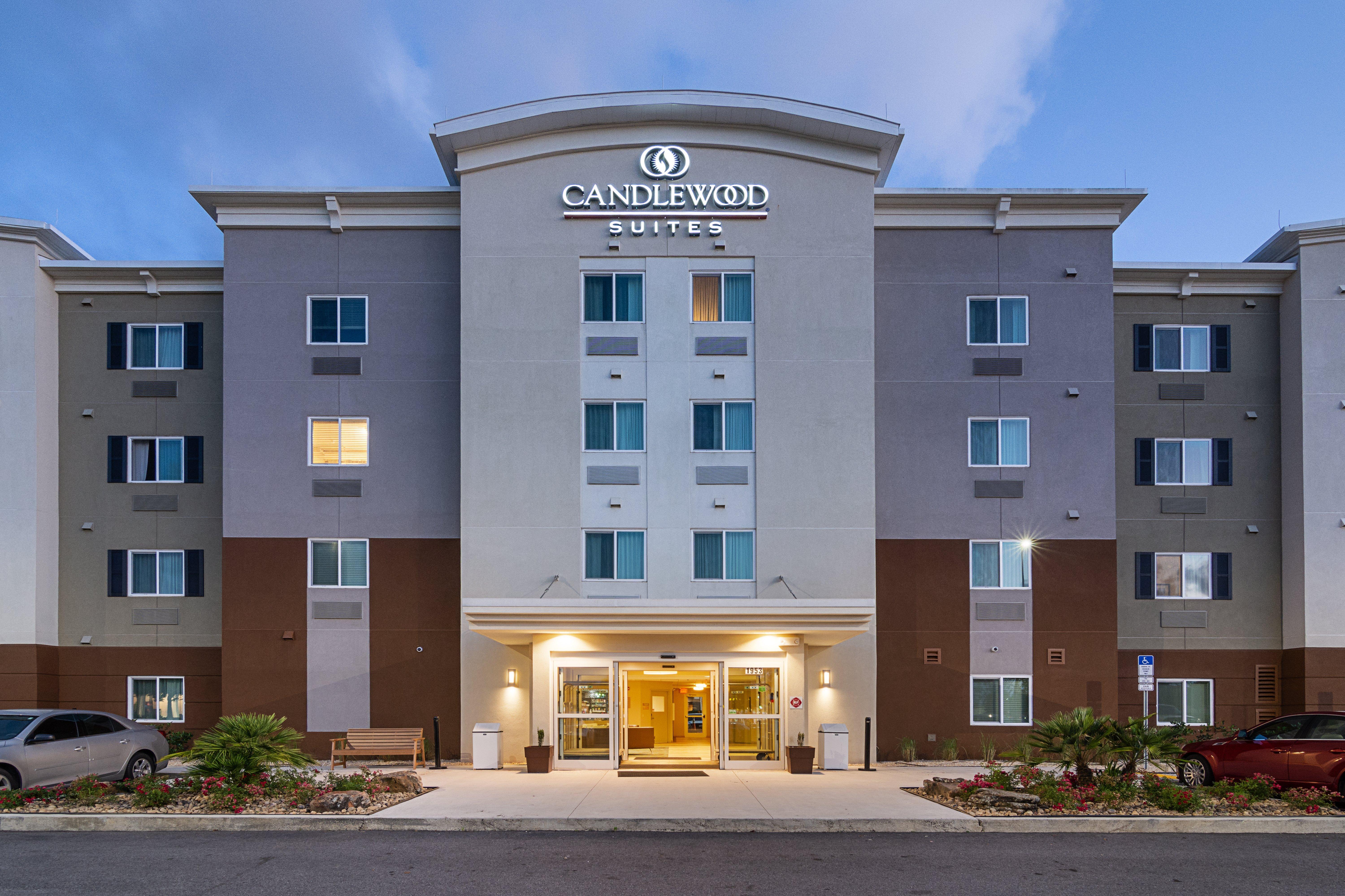 Candlewood Suites - Pensacola - University Area By Ihg Ferry Pass Exterior foto