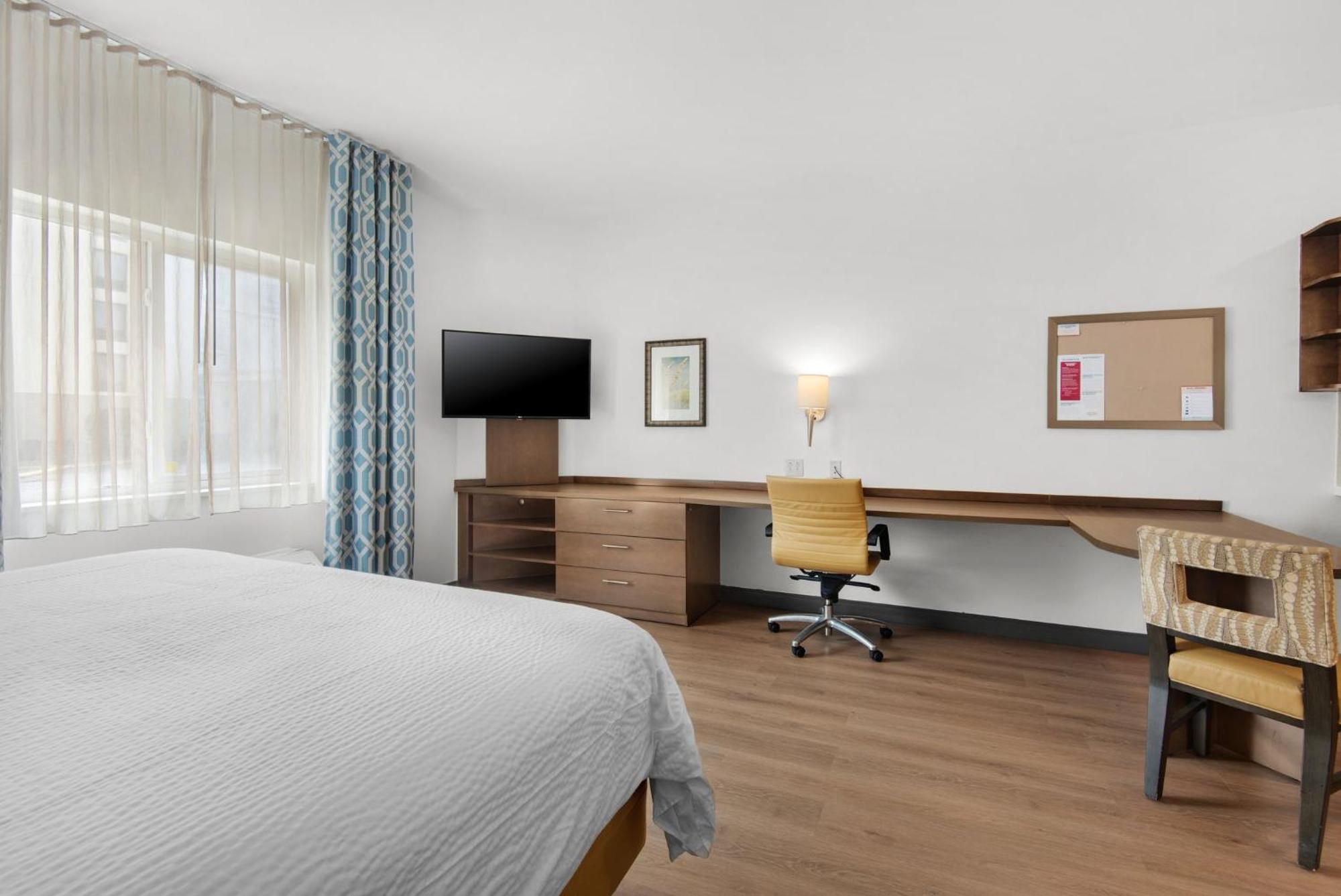Candlewood Suites - Pensacola - University Area By Ihg Ferry Pass Exterior foto